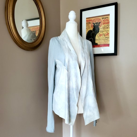 Elie Tahari Sweaters - Elie Tahari Baby Blue Lamb Suede Trim Cardigan M